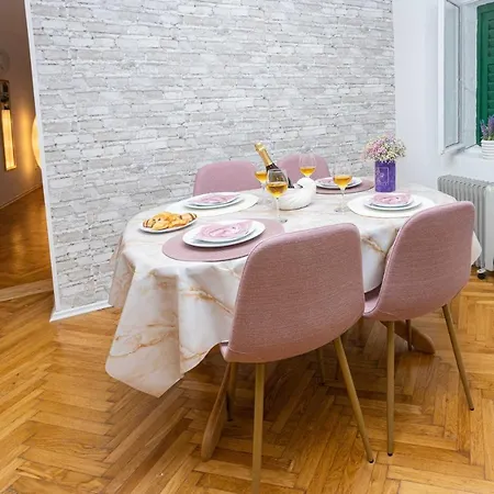Apartment Daloro *